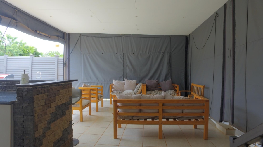 3 Bedroom Property for Sale in Safari Gardens North West